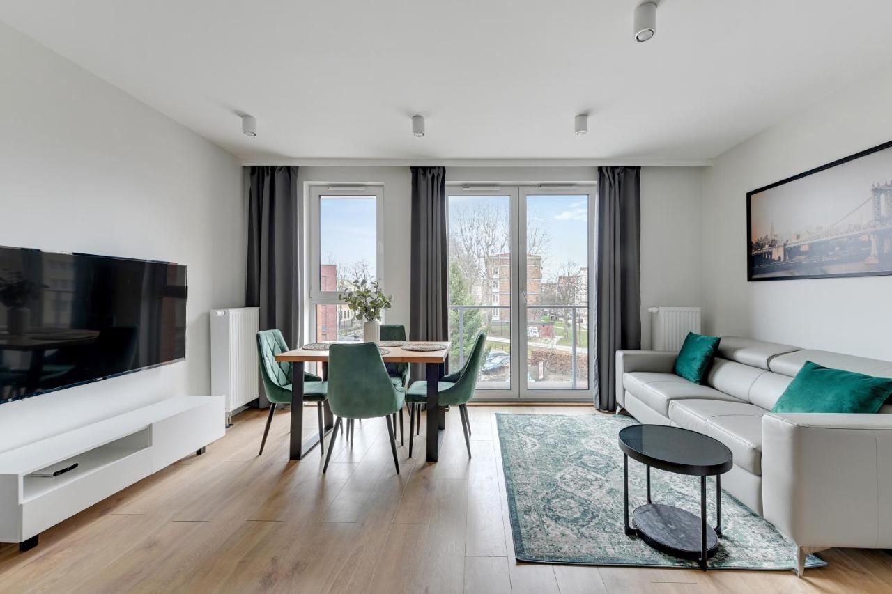 Aura 40 City Center By Downtown Apartments Danzica Esterno foto