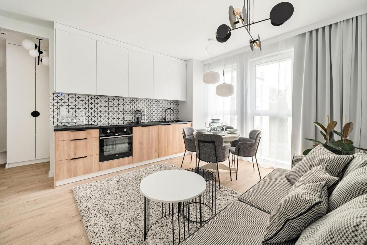 Aura 40 City Center By Downtown Apartments Danzica Esterno foto